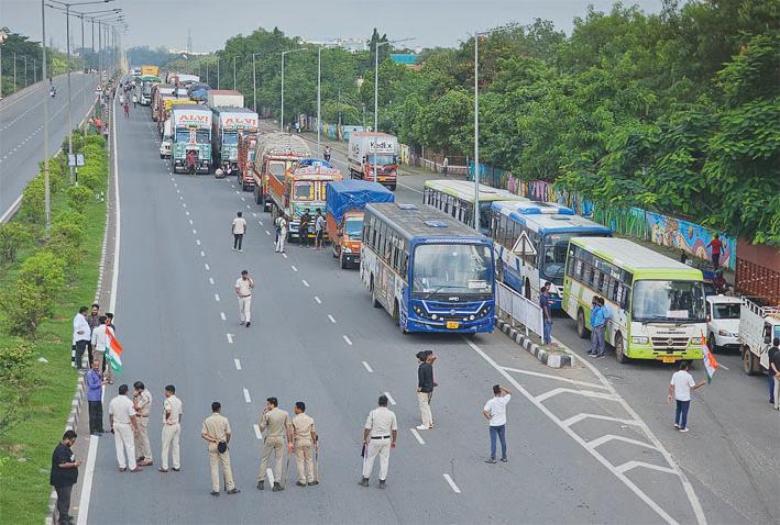 Normal life hit in Odisha amidst 12-hour bandh over student's suicide, protesters demand justice