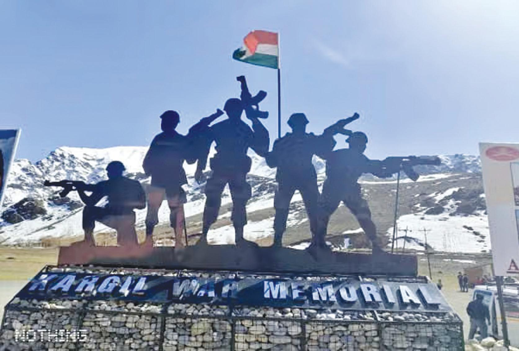 Murmu, Modi lead nation in paying tributes to Kargil conflict bravehearts