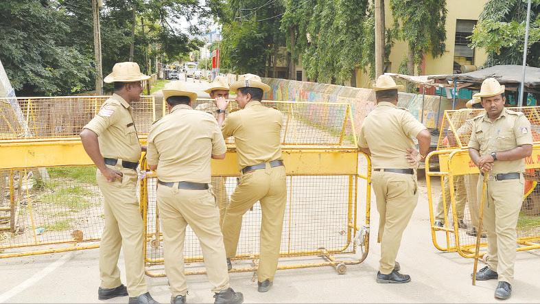 When police officials don uniforms, they must shed personal & religious biases: SC
