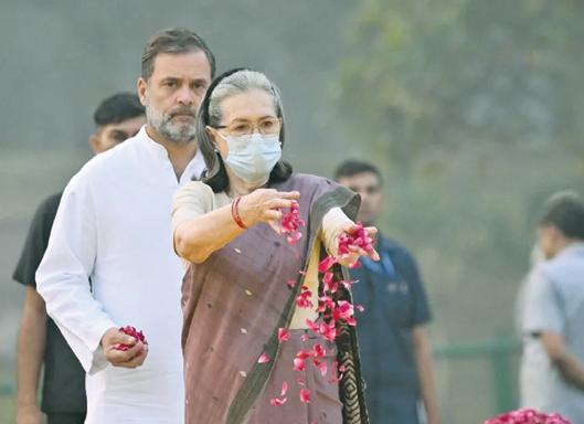 ‘She taught us that nothing is more important than India’s self-respect’: Congress pays rich tributes to Indira