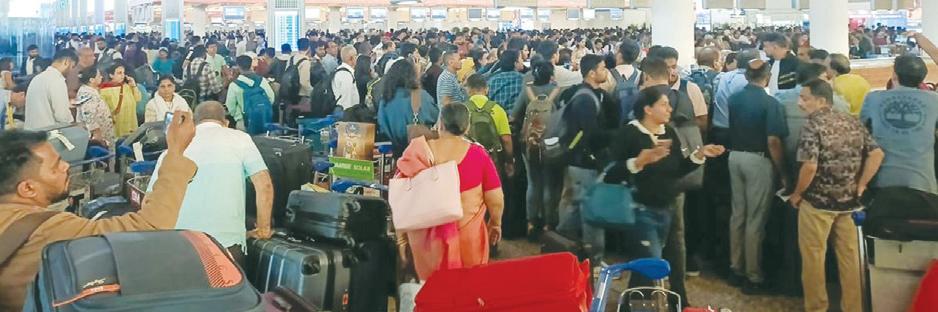 Airports in chaos as IndiGo cancels hundreds of flights; DGCA steps in