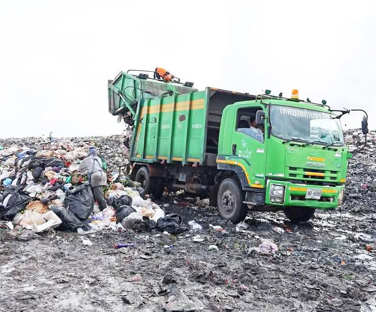 Officials stifled over landfill odour
