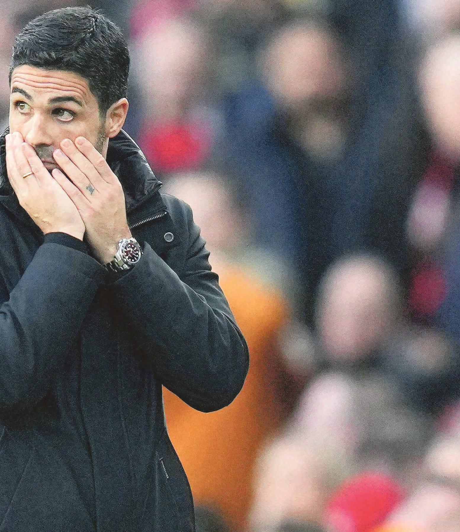 DEAD-BALL FOCUS HAS KILLED OFF TITLE DREAM