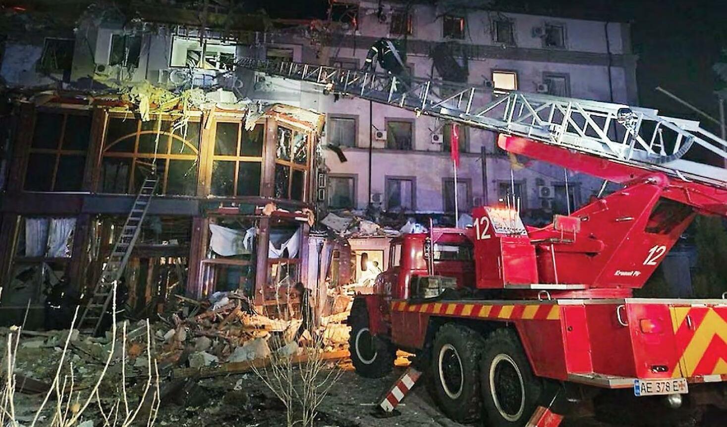4 killed as Putin missile hits hotel