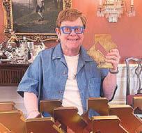Elton's pride as he scores 10th No1 LP