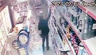 NEWSAGENTS CALL FOR SHOPLIFT CRACKDOWN