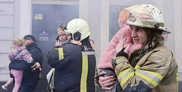 AT LEAST 6 KILLED IN RUSSIAN ATTACK