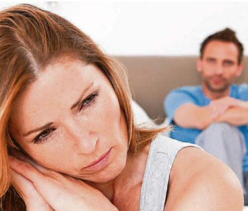 Worried that fiance will be lured back to his ex-wife again