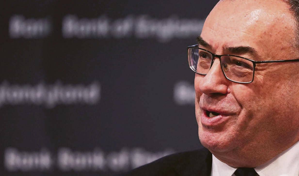 Inflation set to plummet below 5% but economic growth 'slowing'