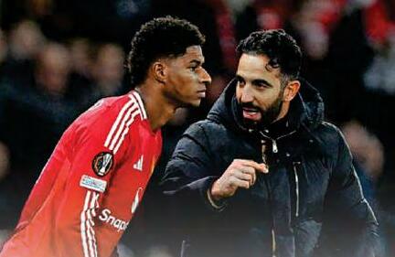 Scholes: Ban Rash from dressing room for sake of team