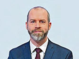 Reynolds 'sorry' for job blunder