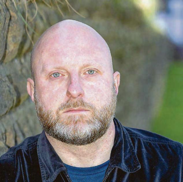 'If you're saying you left the country because it's unsafe and you're choosing to travel back there... it doesn't make sense'