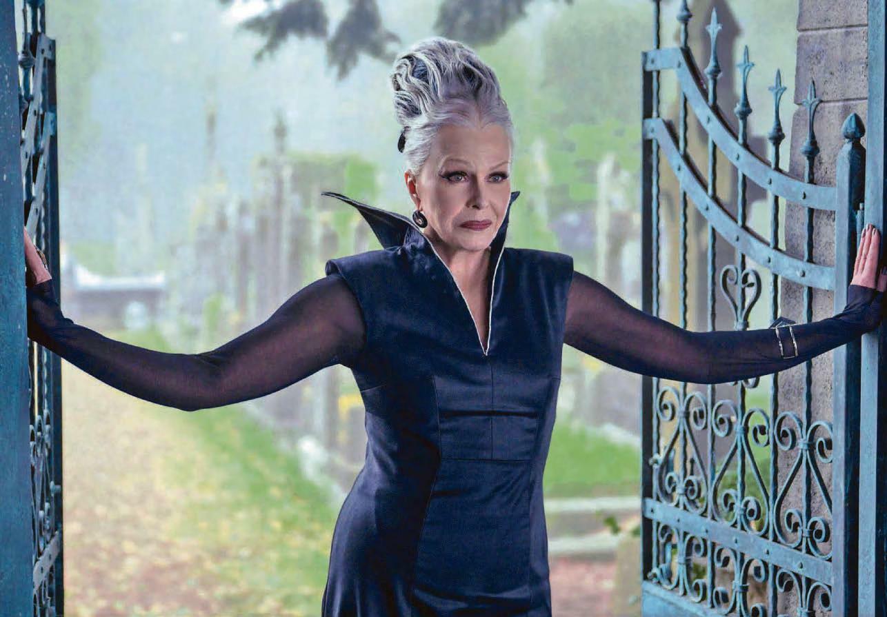 Joanna adds Addams family glam