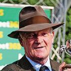 MULLINS HAILS HIS GOLDEN GAL