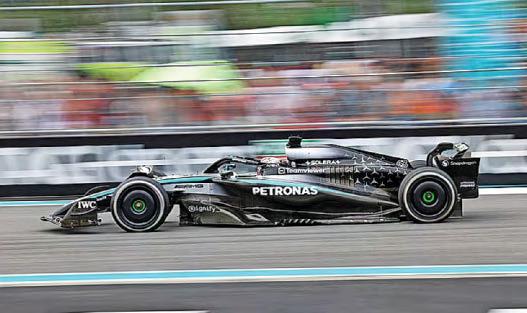 Mercedes pledge to give rapid Russell a boost
