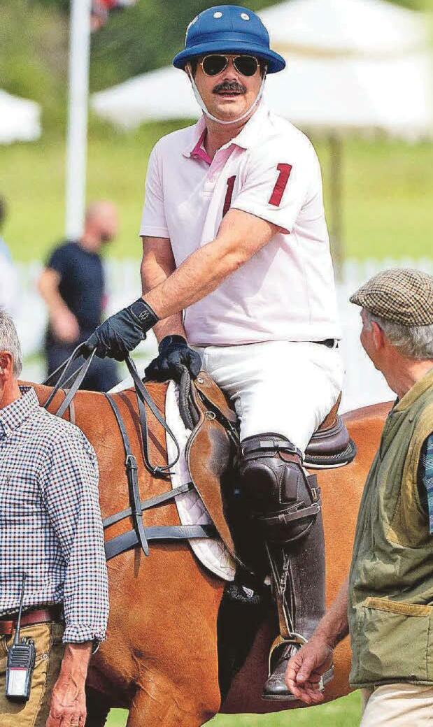 Looks like polo's left Danny in Dyer straits