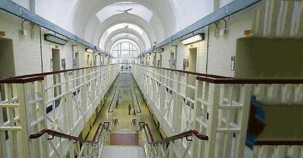 Sarah Payne's murderer 'cowered under jail bed as inmate tried to kill him'