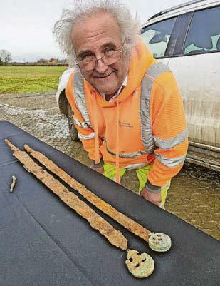 Iron Age swords reveal site of ancient settlement