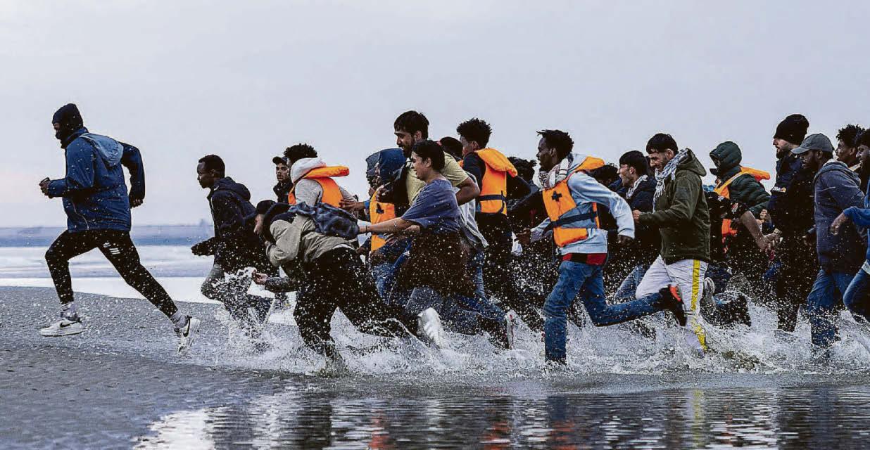 'WEAK' LABOUR'S 'DAY OF SHAME' ON MIGRANT FIGURES