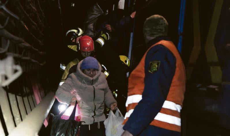 'We are freezing to death'...toll of blackouts at -16C