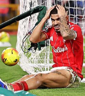 Boos ring out for Dyche as Forest misfire