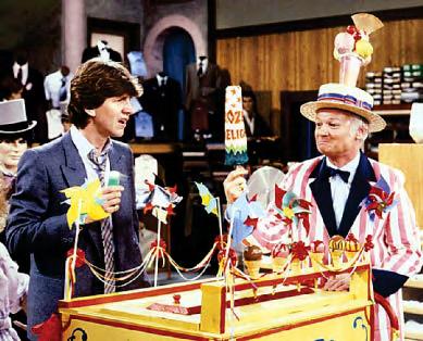 SITCOM STAR MIKE DIES, 82