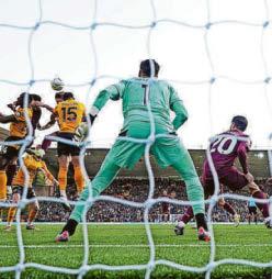 SLOT'S RED BUFFOONS FLOP AGAIN