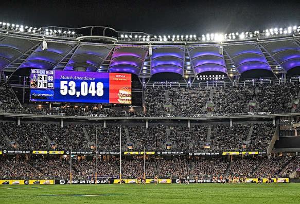 Woakes says changing Ashes opener gives tourists a fresh start