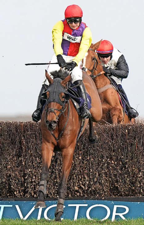 Best bets for today's racing from our Starform expert Steve Curry