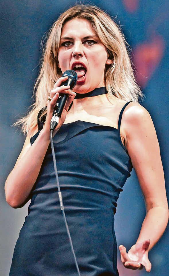 Social media use can be like addiction to heroin