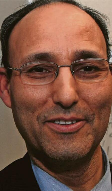 COPS SORRY FOR DOCTOR PROBE DELAY