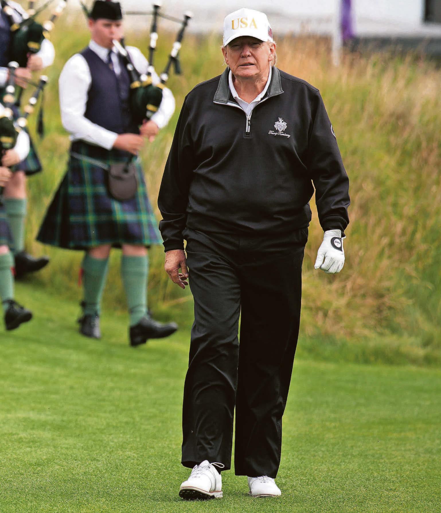 Swinney's canny golf chat gets him out of the rough