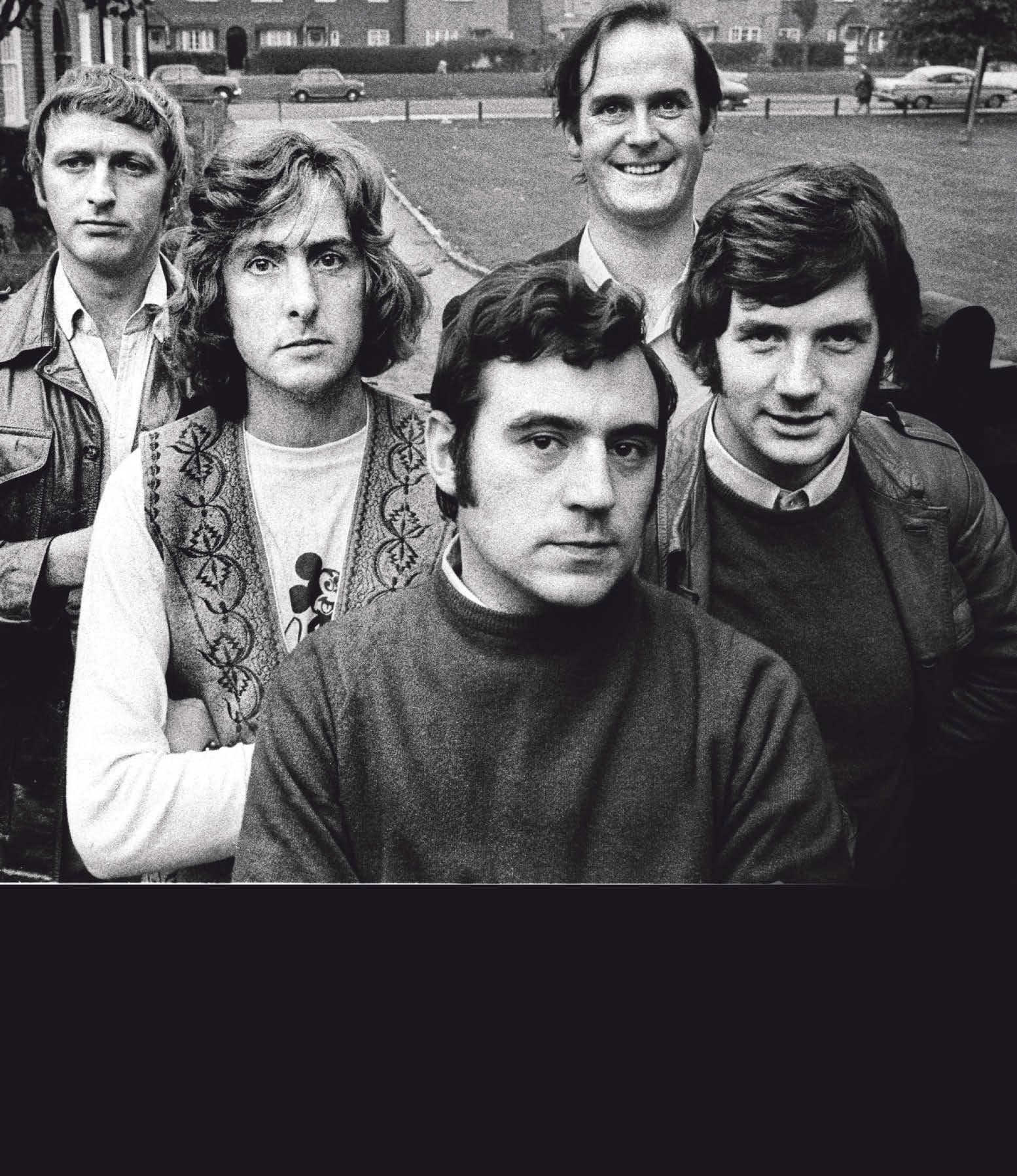 WARRING COMEDY LEGENDS IN UNLIKELY REUNION FOR JONES