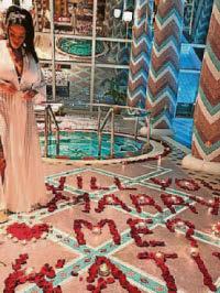 Katie wooed by mystery man in 9th engagement