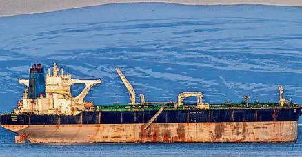 SEIZED TANKER SKIPPER WINS RIGHT TO REMAIN