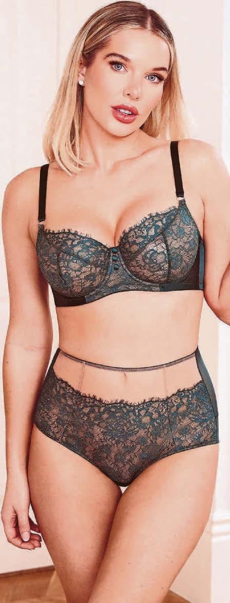 Lace is ace for actress Helen