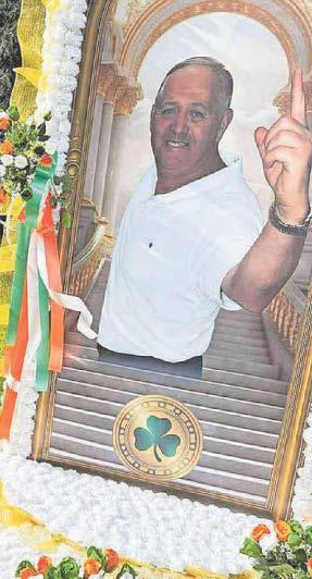 Thousands turn out to say final farewell to Billy