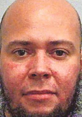 Police issue warning as prisoner goes on the run
