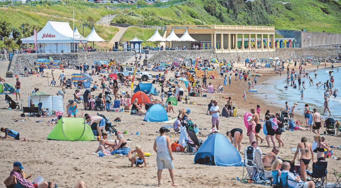 Alerts issued as 38°C 'extreme heat' forecast