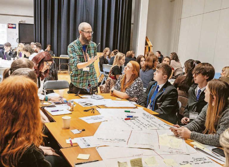 Pupils share climate change ideas with scientists at event