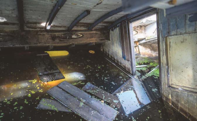 'Boat graveyard' gives residents a sinking feeling