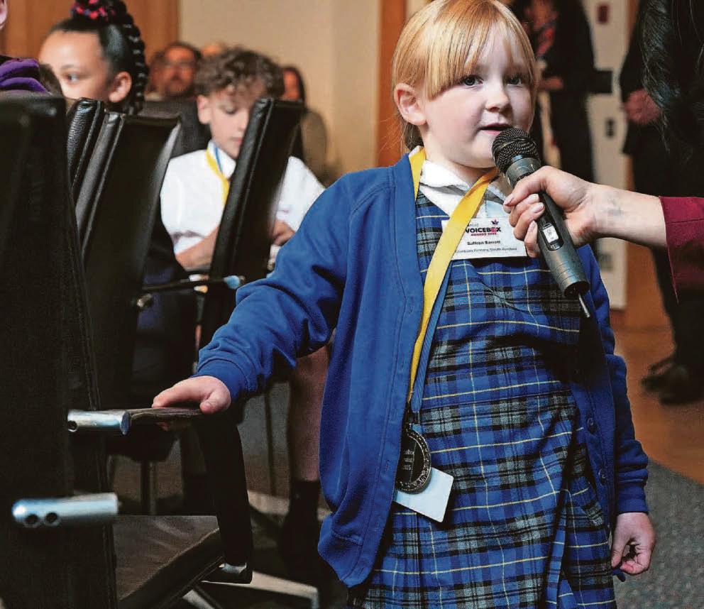 Saffron has judges in stitches at contest