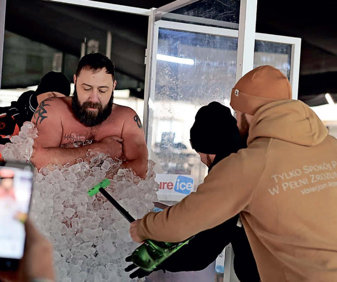 Luca sets a new world record for cold-exposure