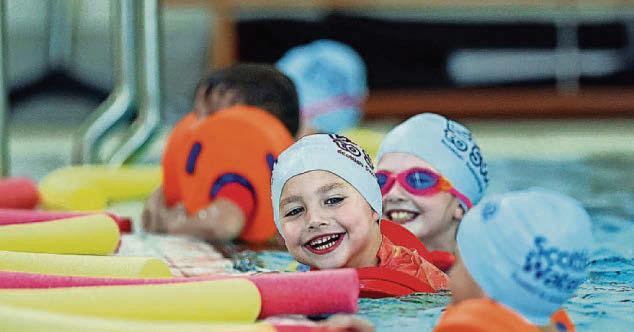 Thousands dive in for swim class