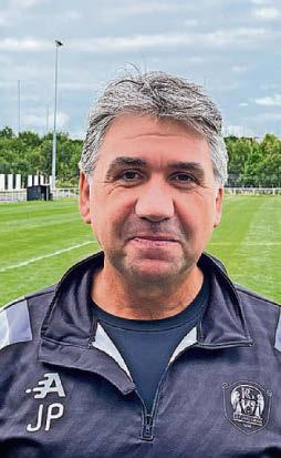 GLENS WON'T RUSH THINGS