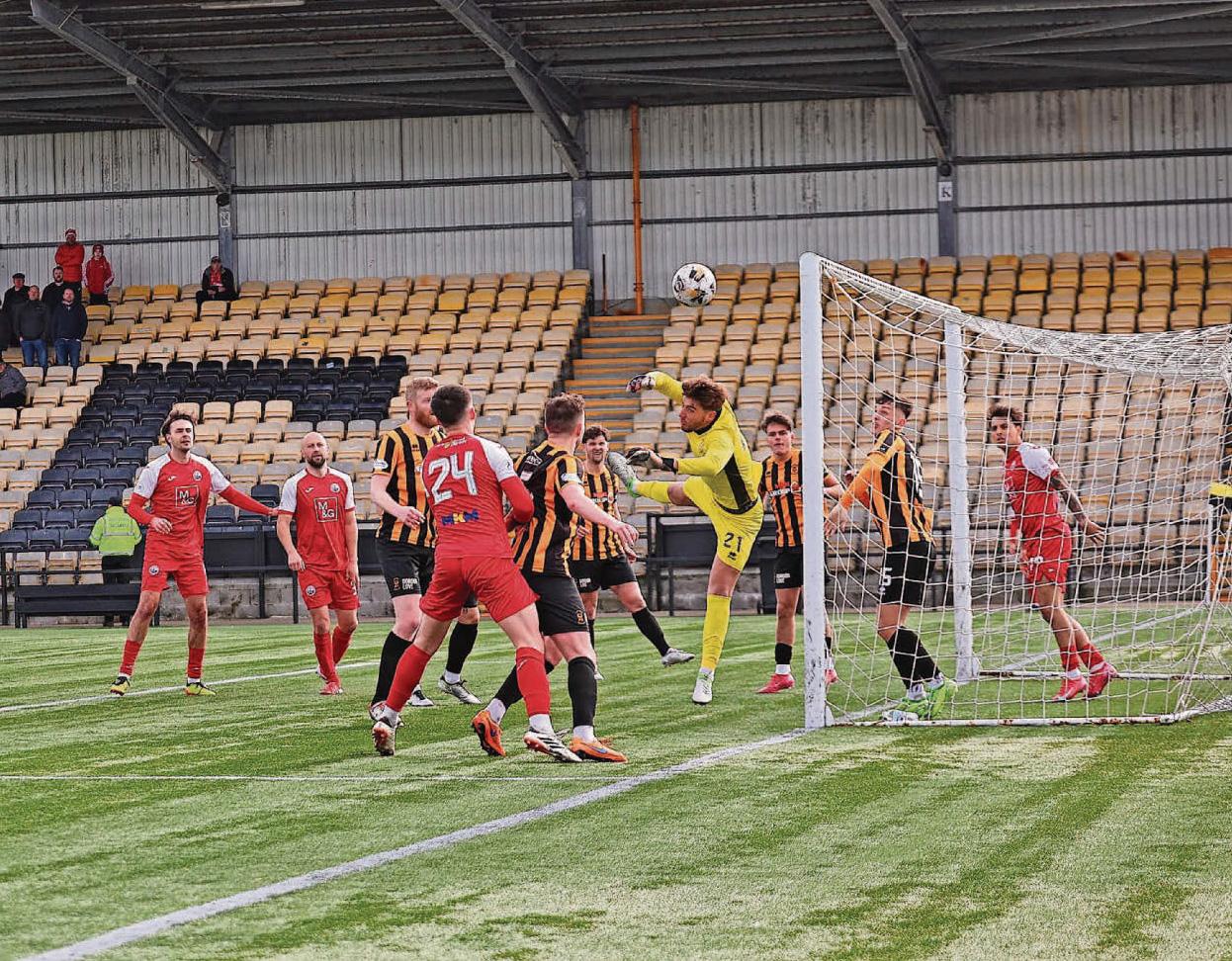 Listless Binos dash hopes of top-four finish