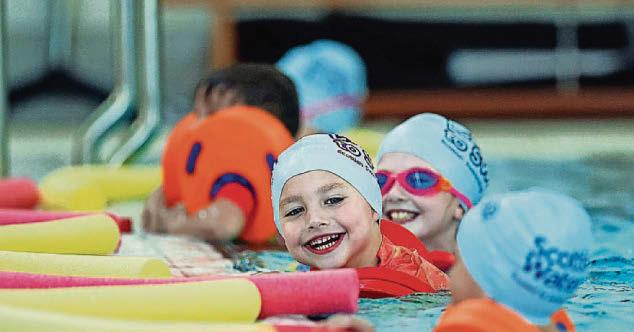 Thousands dive in for swim class