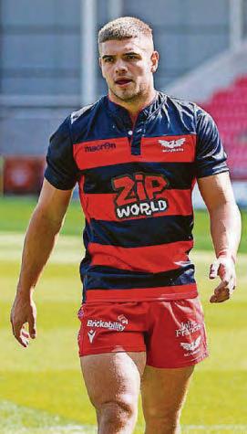 Major boost for Drovers as ex-Scarlets flyer links up
