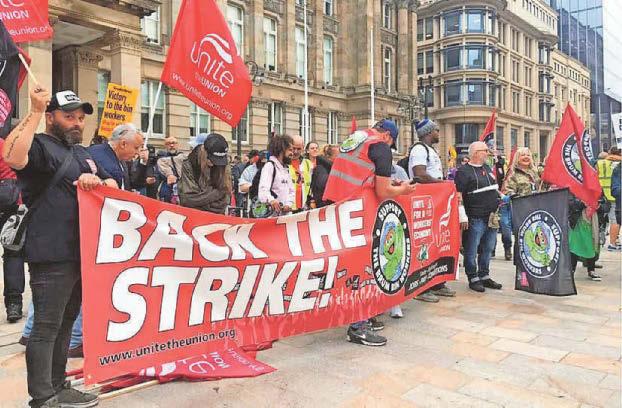 City's recycling rate falls to 14 per cent as bins strike takes toll