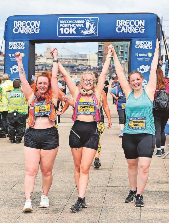 Thousands turn out for Porthcawl 10k